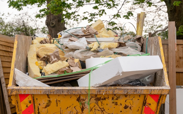 Waste skip