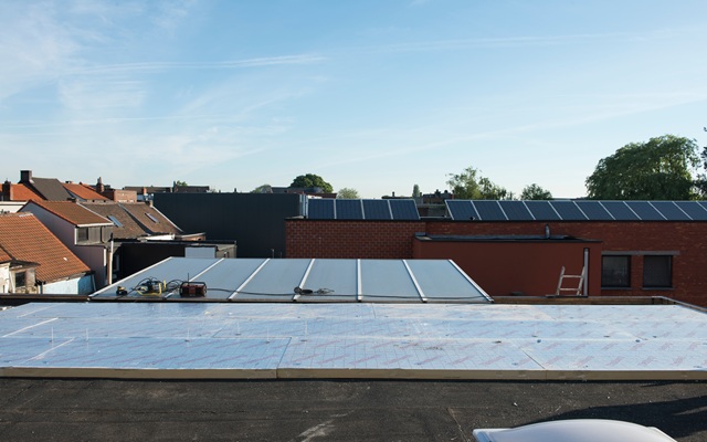 Insulation boards on roof