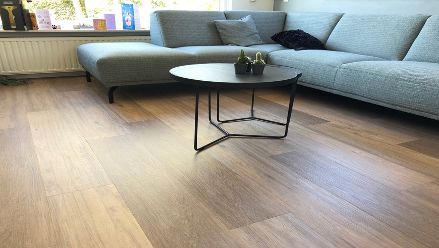 Top image LVT