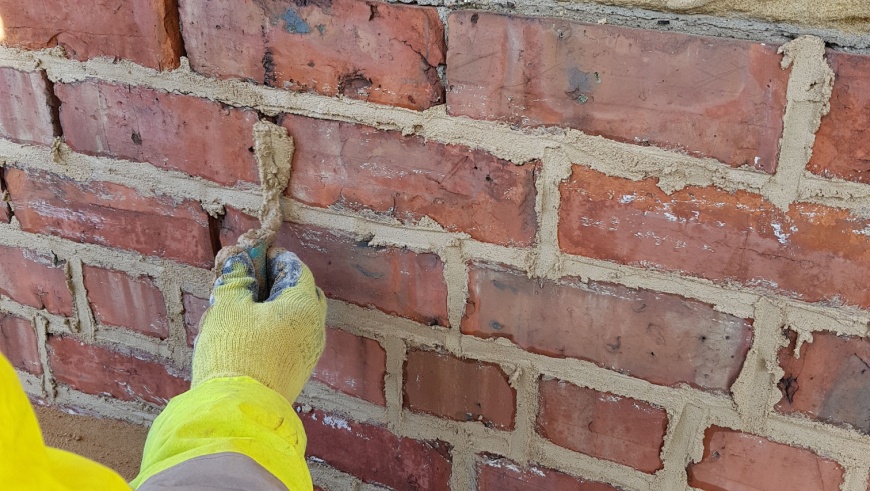 The Cost Of Repointing a Brick Wall