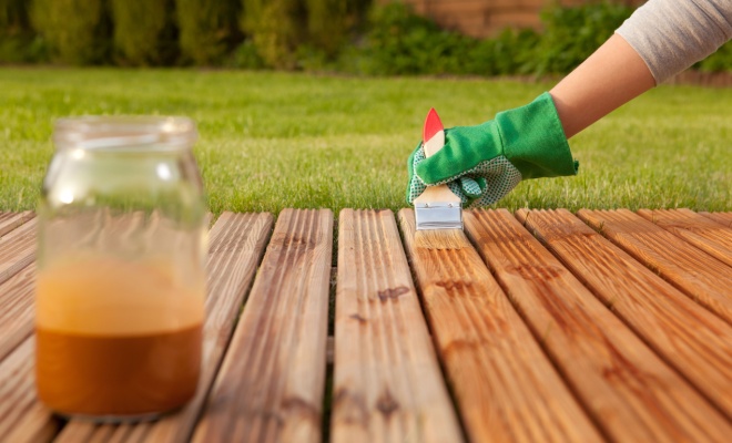 oiling decking