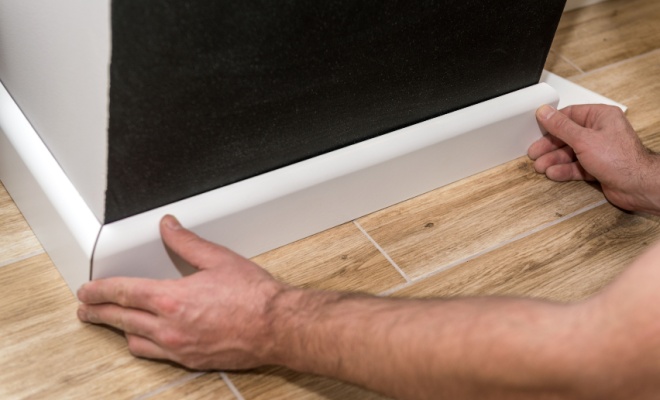 replace skirting board in a house