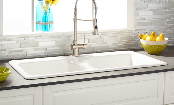 Double basin kitchen sink