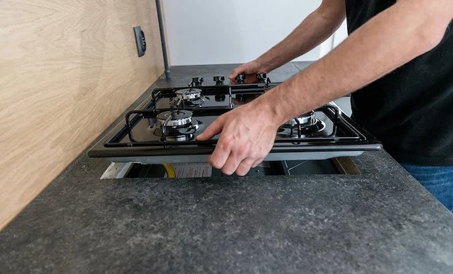 installing a gas hob