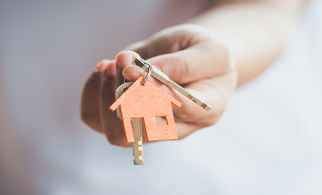 house key ring and keys