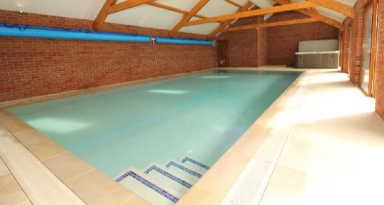 The Installation Cost Of A Garden Swimming Pool