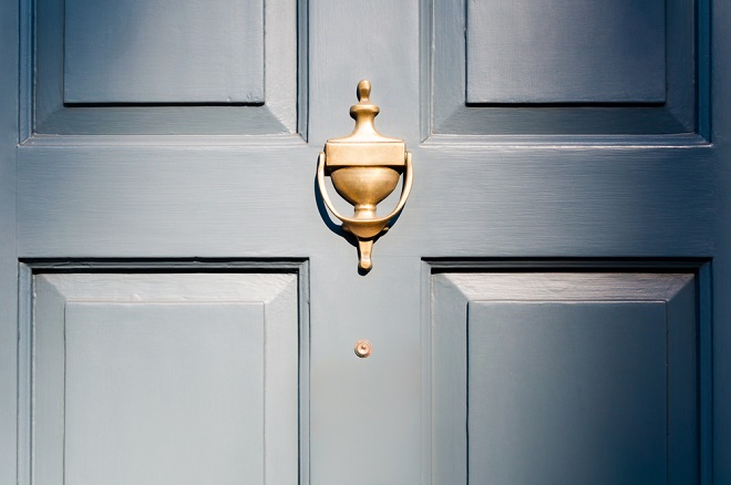Front door handle