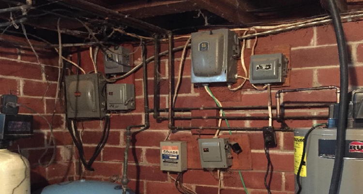 dated house wiring