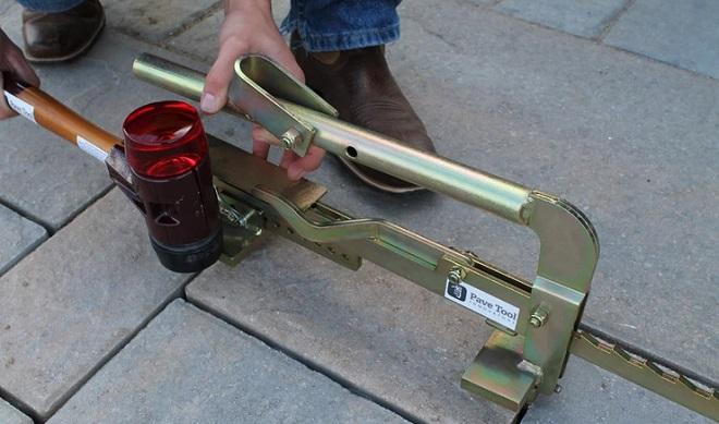 Paver Lifting Tool