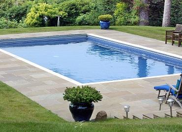 garden swimming pool
