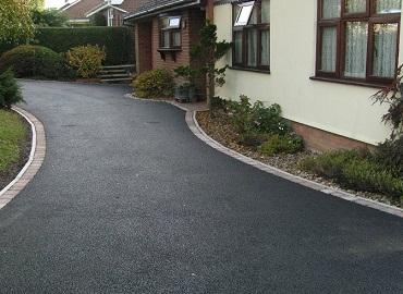 cost to tarmac driveway